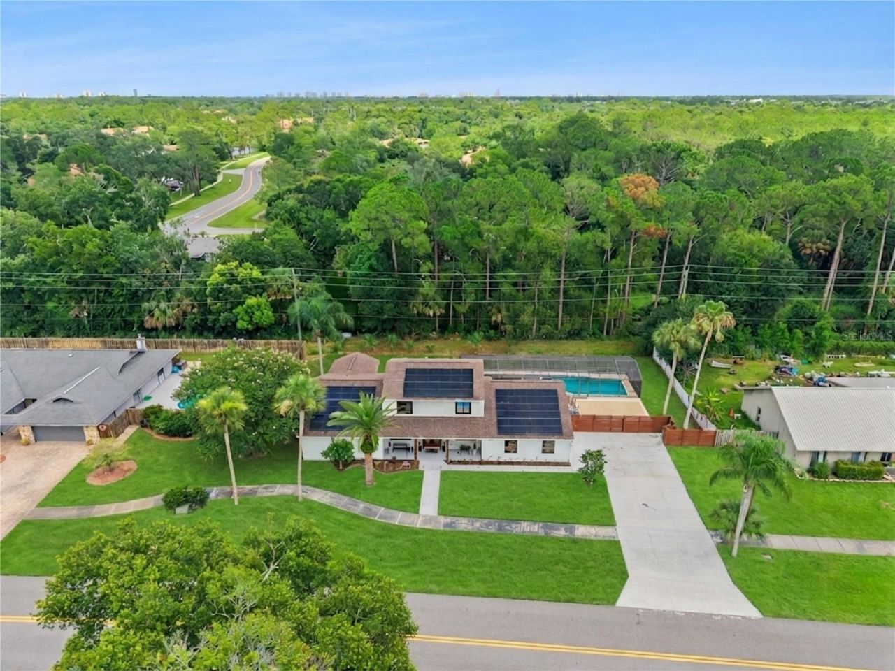 537 Pelican Bay Drive, Daytona Beach, FL 32119 Photo