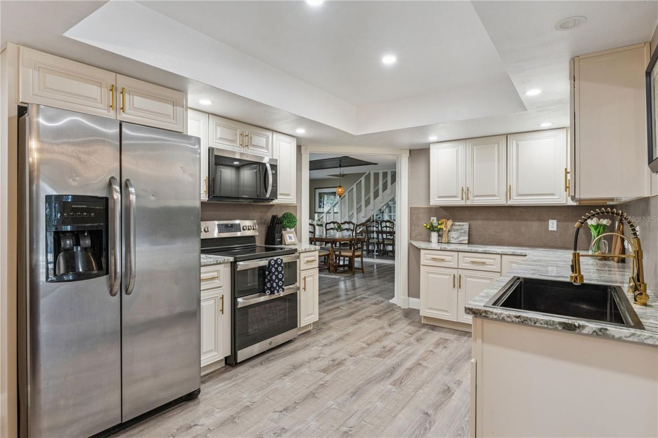 537 Pelican Bay Drive, Daytona Beach, FL 32119 Photo