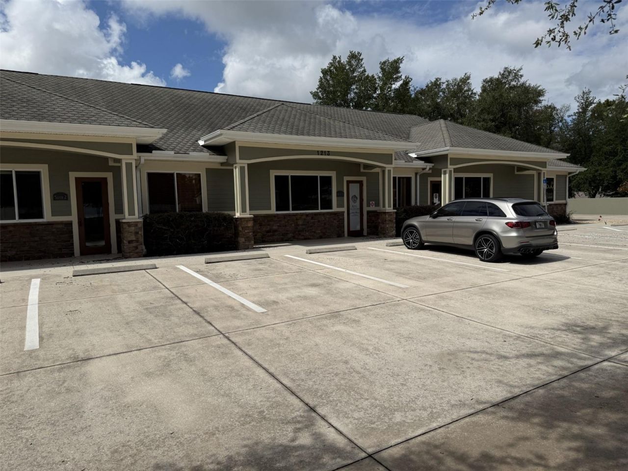1213 W Miller Street , Fruitland Park, FL 34731
