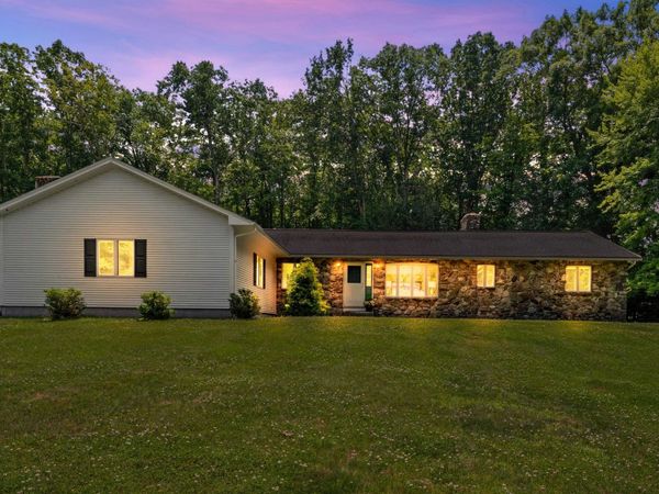 1 Old Milford Road, Amherst, NH 03031