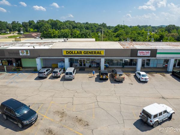 1314 Hillcrest Drive , Doniphan, MO 63935