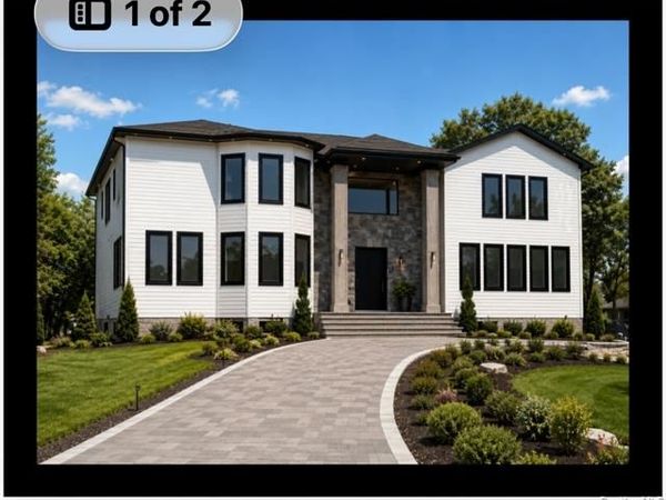 14 Wilmington Drive , Melville, NY 11747