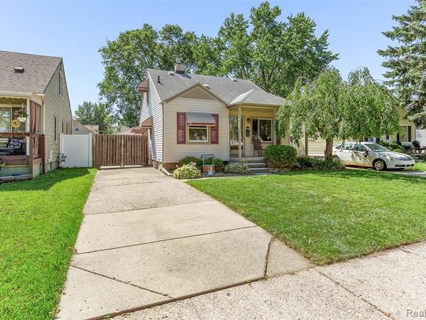 14672 Kennebec Street, Southgate, MI 48195