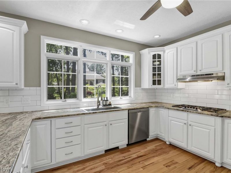 29228 Regency Circle, Westlake, OH 44145 Photo 19