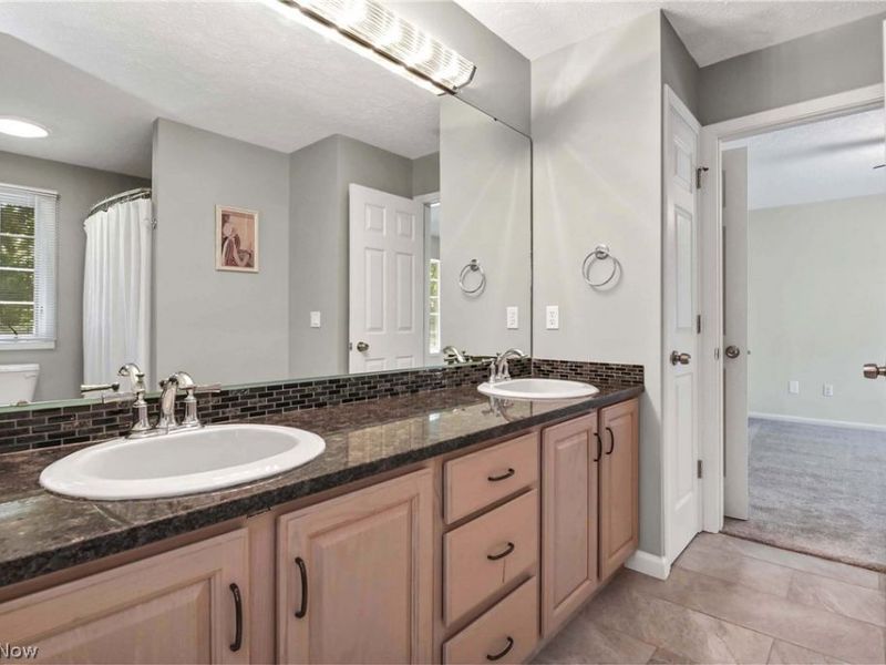 29228 Regency Circle, Westlake, OH 44145 Photo 29