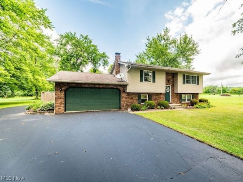 3545 Cadwallader Sonk Road, Cortland, OH 44410 Photo 1