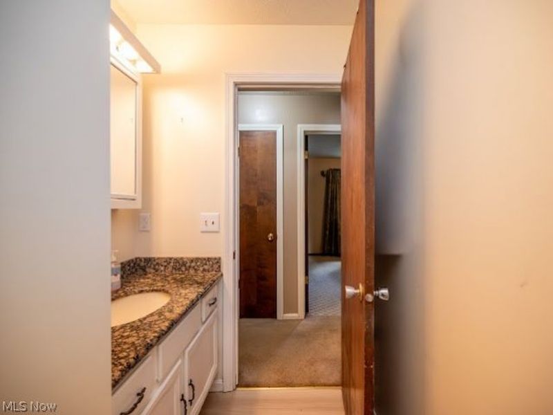 3545 Cadwallader Sonk Road, Cortland, OH 44410 Photo 18