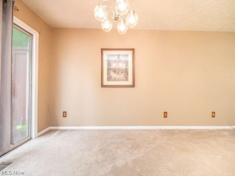 3545 Cadwallader Sonk Road, Cortland, OH 44410 Photo 8