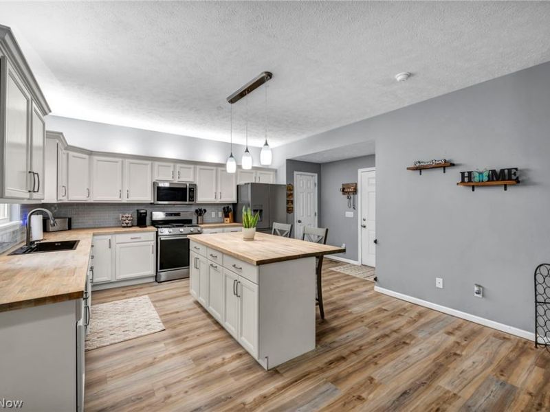 7088 Victoria Drive, Mentor, OH 44060 Photo 11