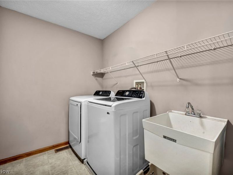 7088 Victoria Drive, Mentor, OH 44060 Photo 32