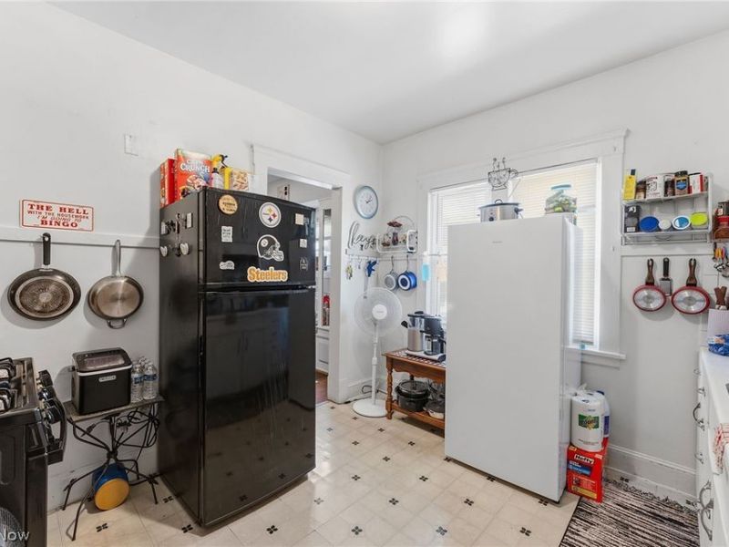 3903 W 32 , Cleveland, OH 44109 Photo 8