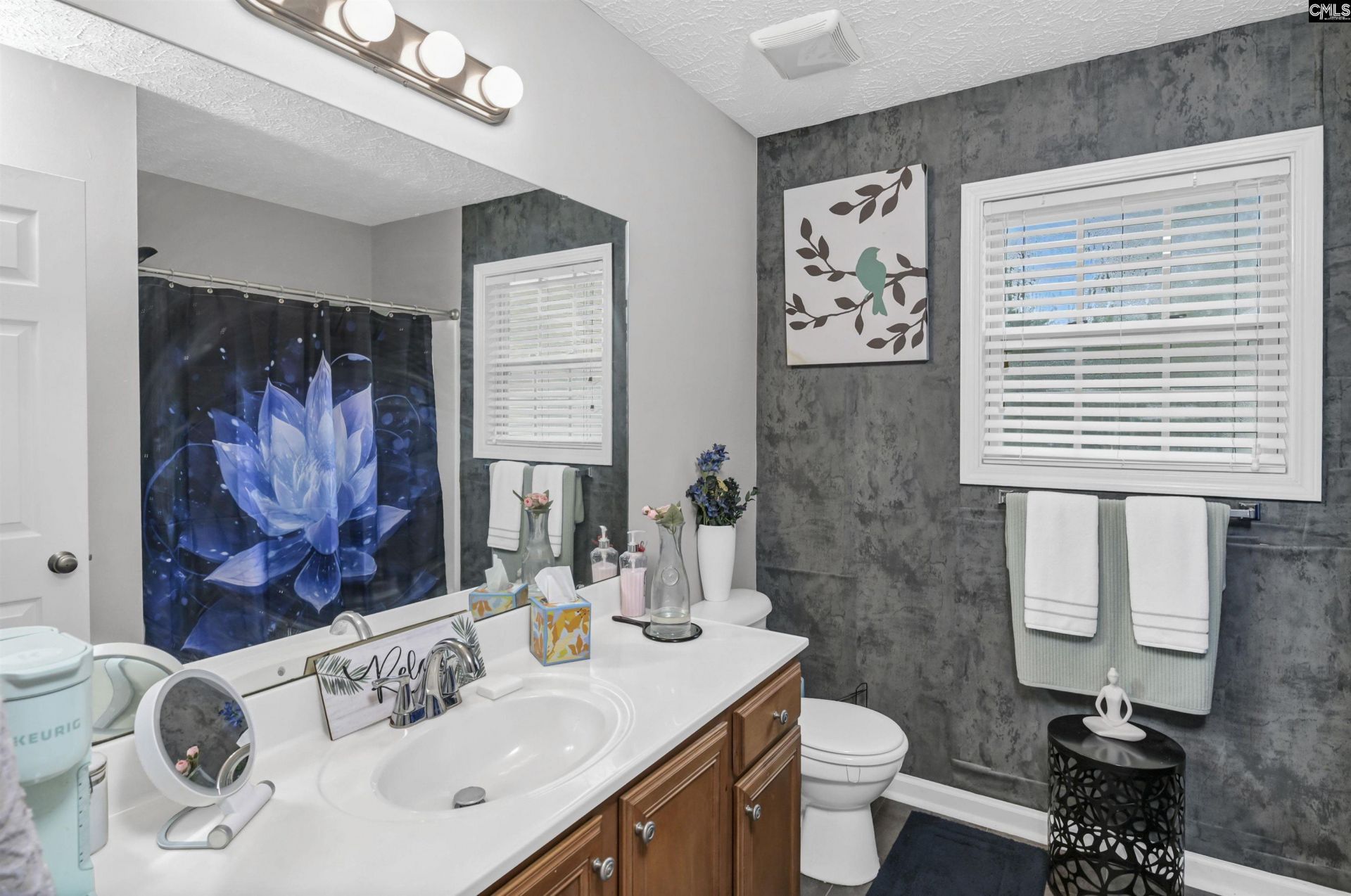 40 Kennebeck Court Photo 13