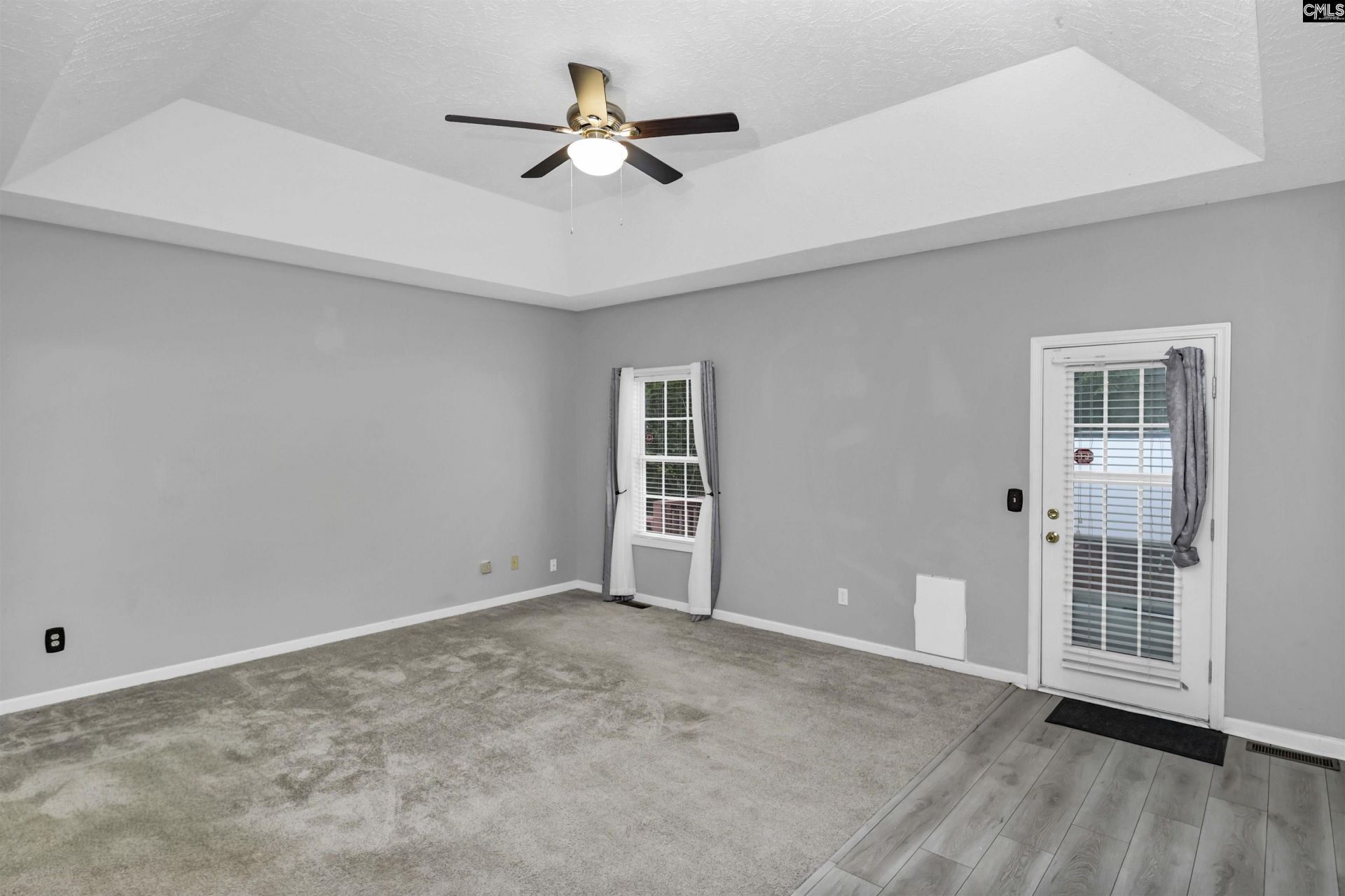 40 Kennebeck Court Photo 28
