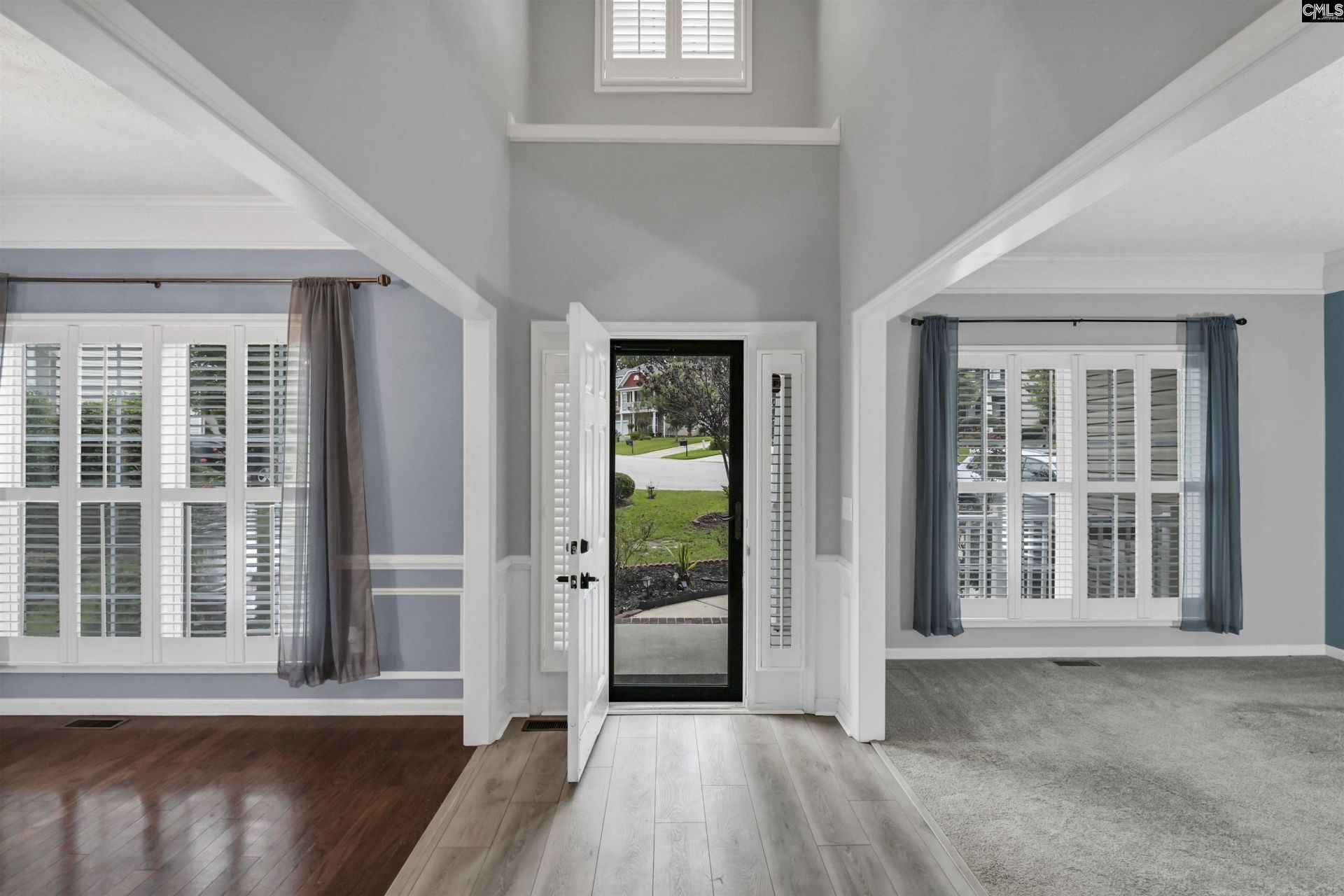 40 Kennebeck Court Photo 4