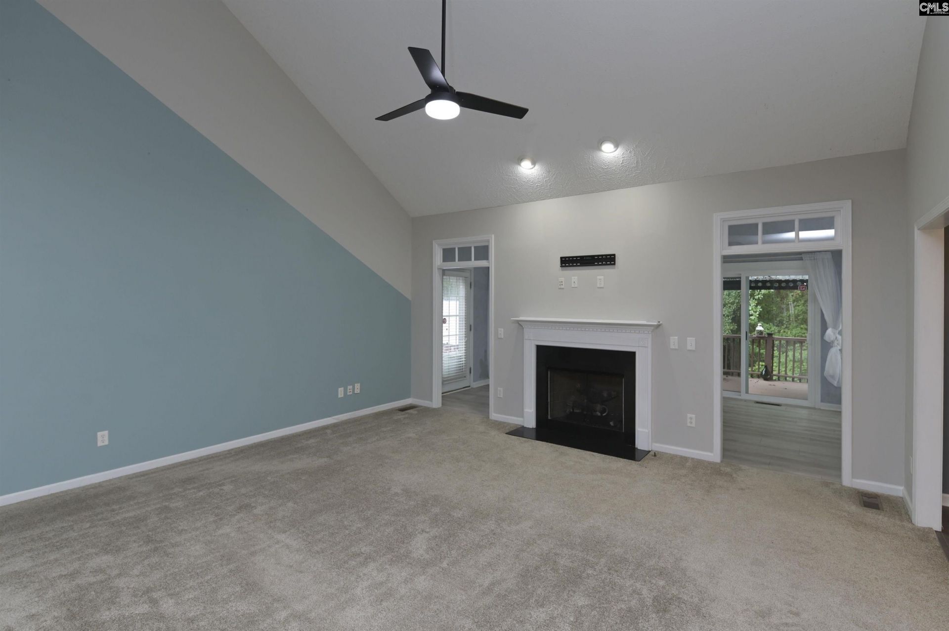 40 Kennebeck Court Photo 8