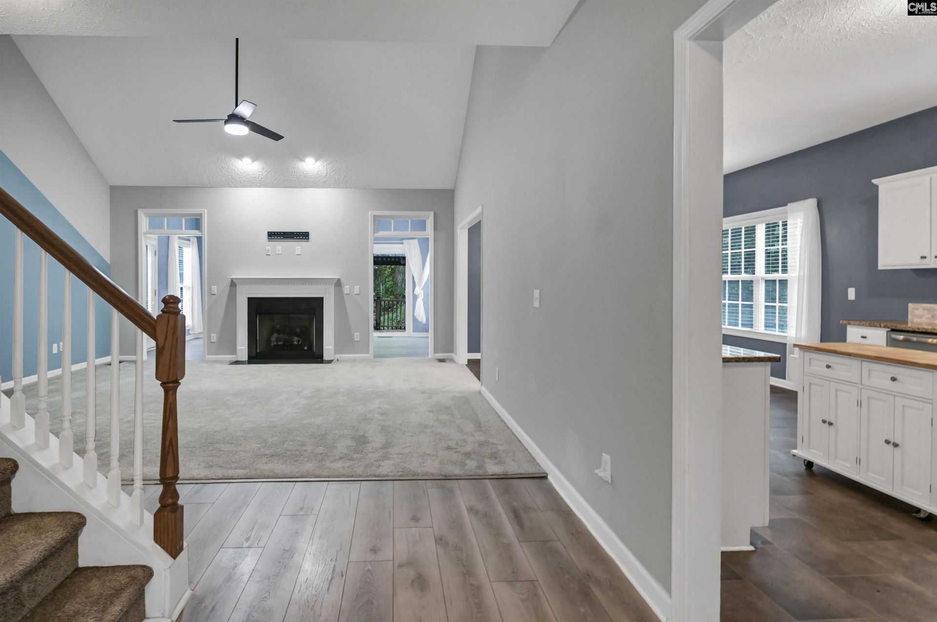 40 Kennebeck Court Photo 9