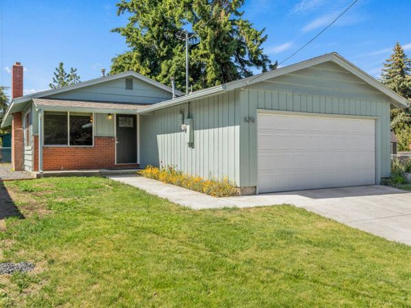 620 Mount Pitt Street, Klamath Falls, OR 97601