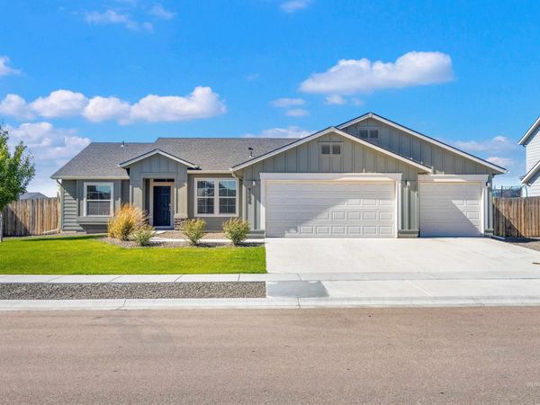7598 E Toussand Dr., Nampa, ID 83687