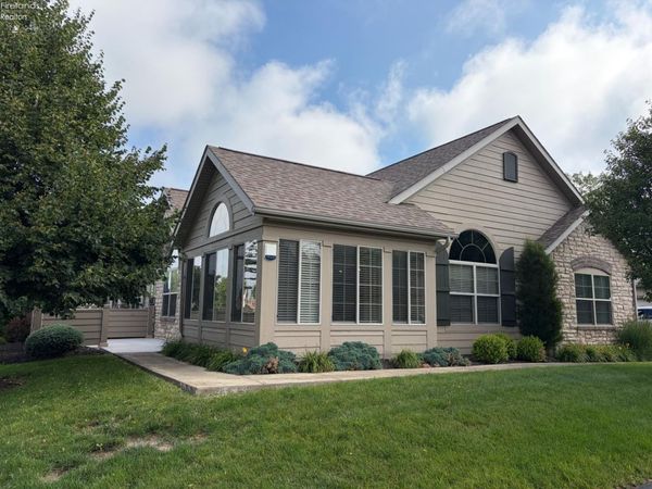3904 Coventry Lane, Huron, OH 44839