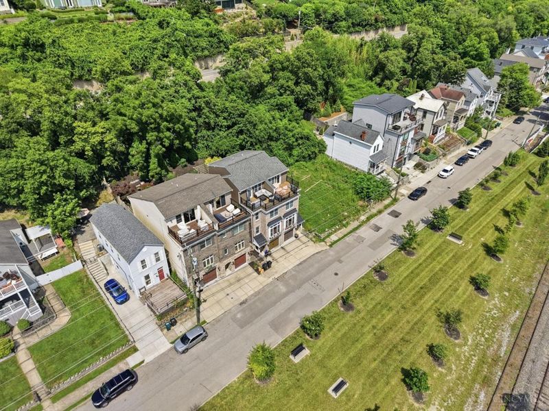 3212 Walworth Avenue, Cincinnati, OH 45226 Photo 4