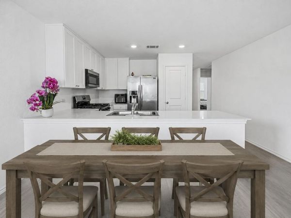 108 Evening Glow DR, Hutto, TX 78634