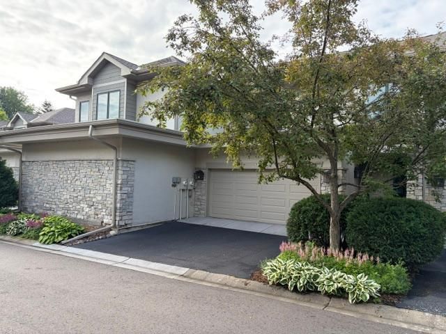290 Grace Pointe Court, Wayzata, MN 55391
