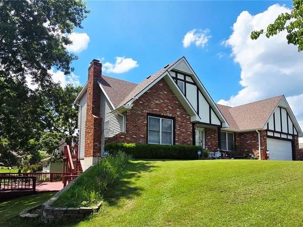 1519 Shady Lane, Warsaw, MO 65355