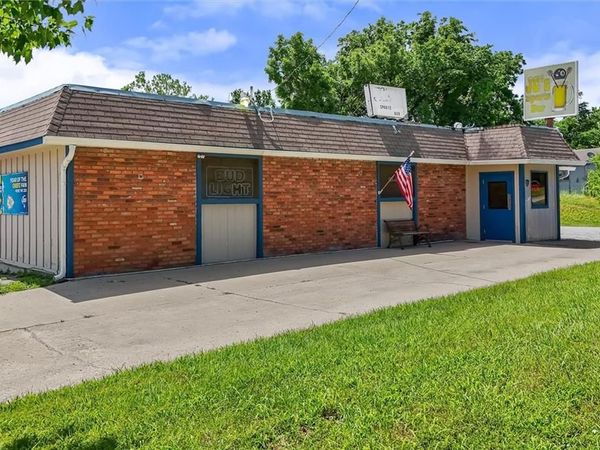 6135 NE Vivion Road, Kansas City, MO 64119