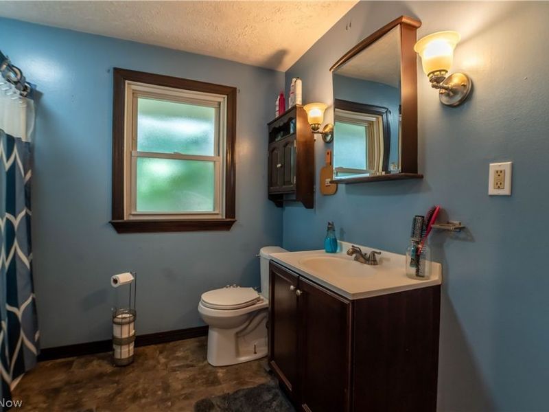 605 Essex Street, Akron, OH 44306 Photo 25