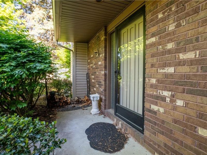 322 Great Oaks Trail, Wadsworth, OH 44281 Photo 7