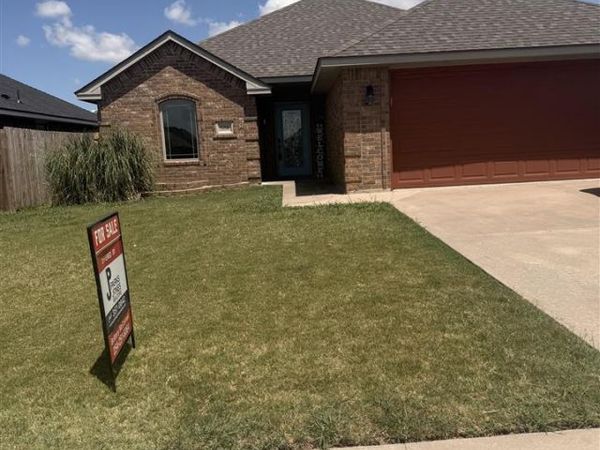 2306 SW 44th St, Lawton, OK 73505