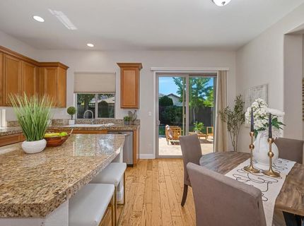 208 Soaring Hawk Pl, Lincoln, CA 95648 Photo