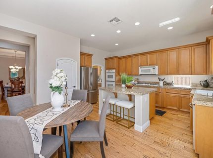 208 Soaring Hawk Pl, Lincoln, CA 95648 Photo