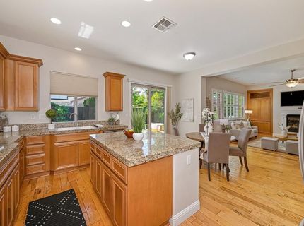 208 Soaring Hawk Pl, Lincoln, CA 95648 Photo