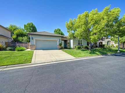208 Soaring Hawk Pl, Lincoln, CA 95648 Photo