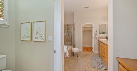 208 Soaring Hawk Pl, Lincoln, CA 95648 Photo