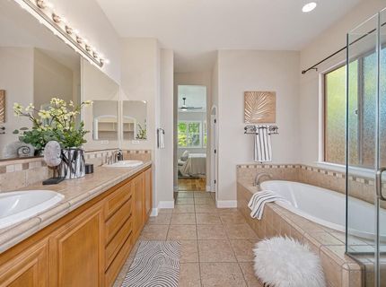 208 Soaring Hawk Pl, Lincoln, CA 95648 Photo