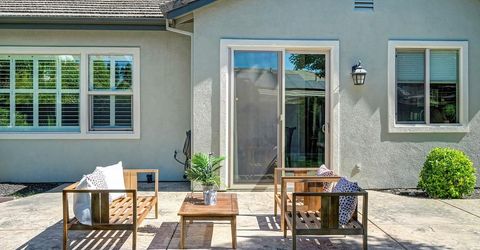 208 Soaring Hawk Pl, Lincoln, CA 95648 Photo