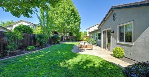208 Soaring Hawk Pl, Lincoln, CA 95648 Photo