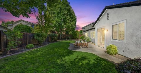 208 Soaring Hawk Pl, Lincoln, CA 95648 Photo