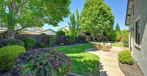 208 Soaring Hawk Pl, Lincoln, CA 95648 Photo