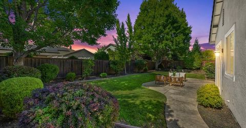 208 Soaring Hawk Pl, Lincoln, CA 95648 Photo