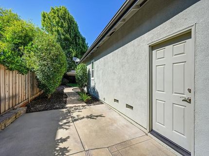208 Soaring Hawk Pl, Lincoln, CA 95648 Photo
