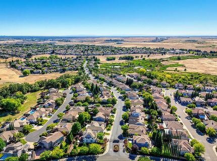 208 Soaring Hawk Pl, Lincoln, CA 95648 Photo