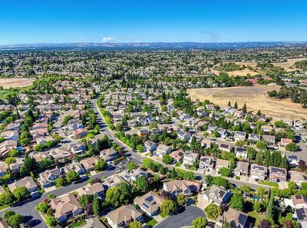 208 Soaring Hawk Pl, Lincoln, CA 95648 Photo