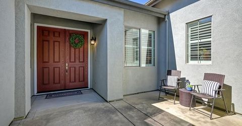 208 Soaring Hawk Pl, Lincoln, CA 95648 Photo