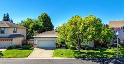 208 Soaring Hawk Pl, Lincoln, CA 95648 Photo