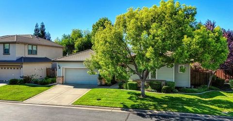 208 Soaring Hawk Pl, Lincoln, CA 95648 Photo