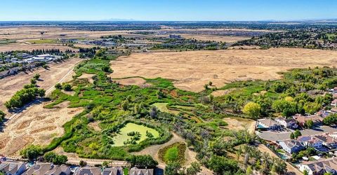 208 Soaring Hawk Pl, Lincoln, CA 95648 Photo