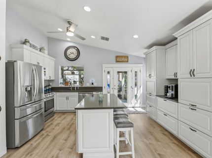 3418 Sweet Pea Way, Sacramento, CA 95833 Photo